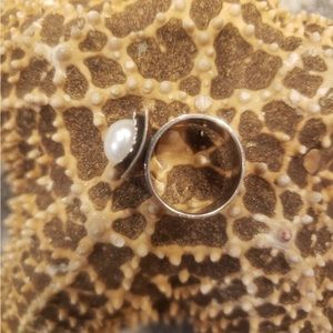 Silpada silver and pearl ring